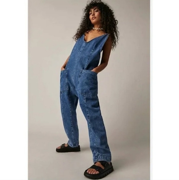 We The Free People High Roller slouchy jean denim overalls - Picture 1 of 13